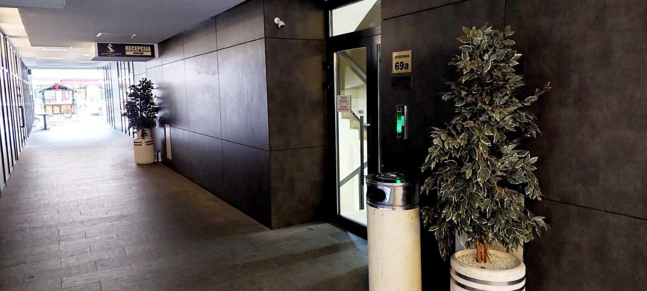Extra Apartman City Centre Banja Luka Buitenkant foto