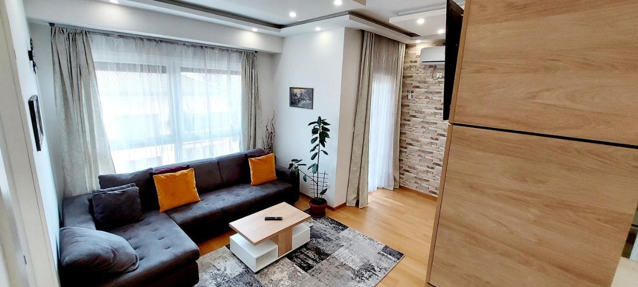 Extra Apartman City Centre Banja Luka Buitenkant foto