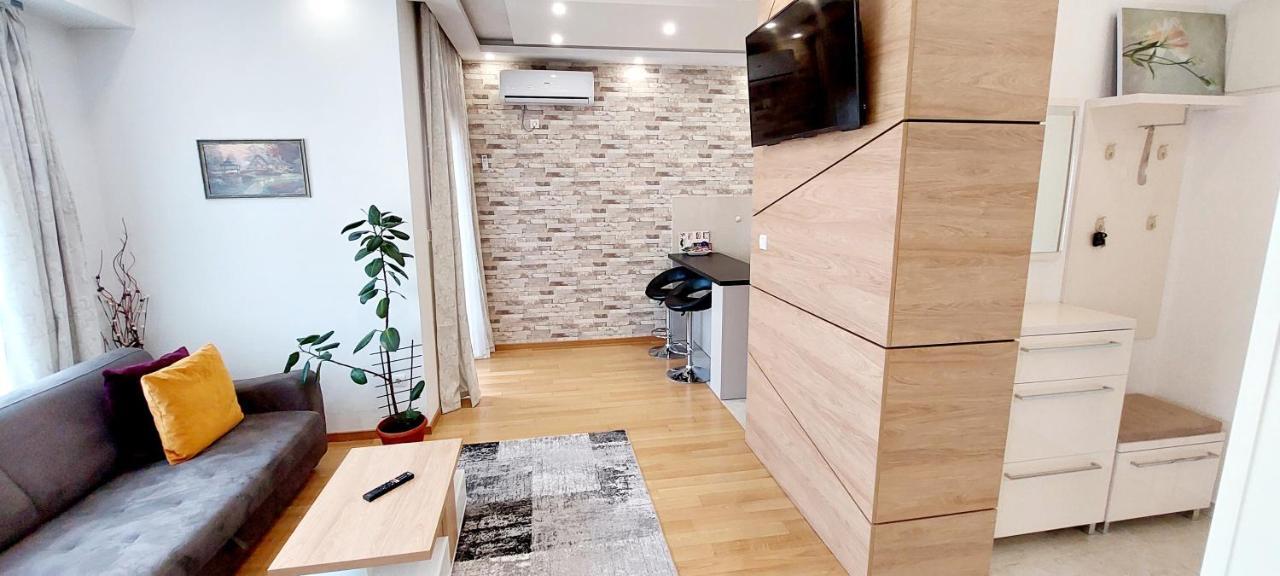 Extra Apartman City Centre Banja Luka Buitenkant foto