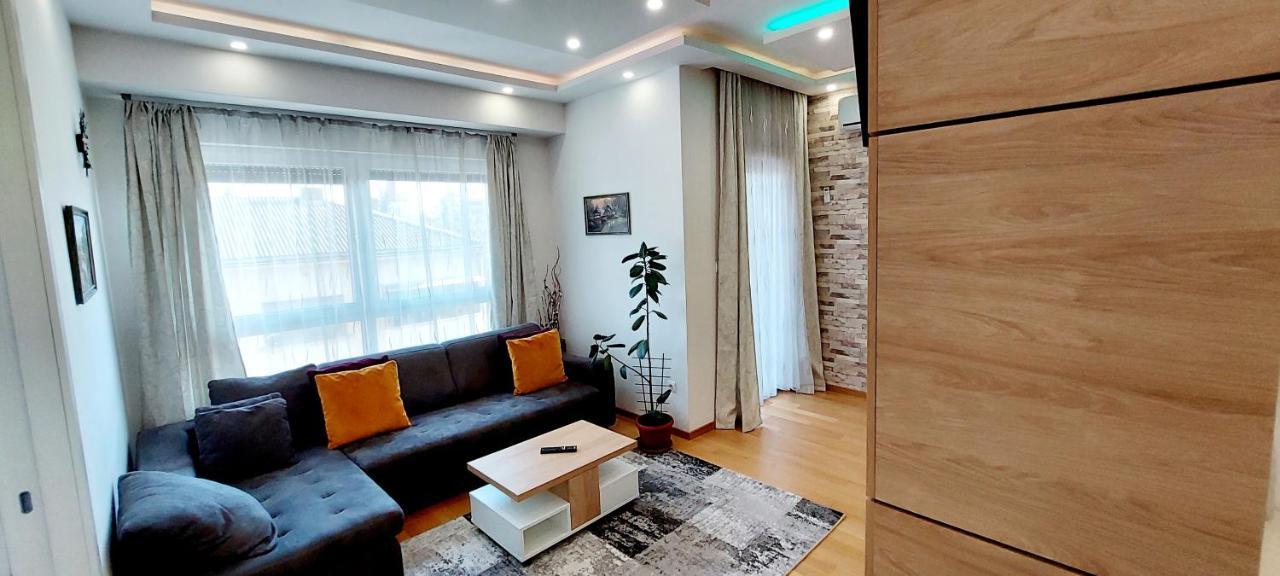 Extra Apartman City Centre Banja Luka Buitenkant foto